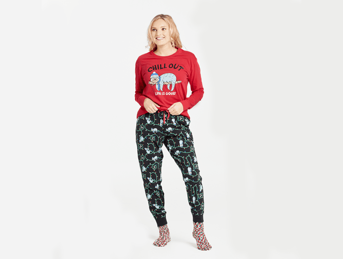 Life is Good Women's Snuggle Up Sleep Jogger - Chillin' Sloth Pattern
