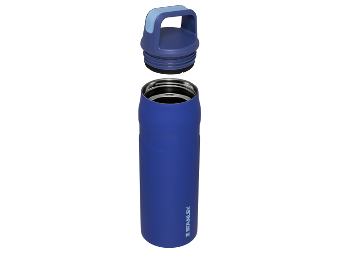 Stanley IceFlow™ Bottle with Cap and Carry+ Lid - 24 oz