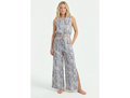 Salty Weekend Women's VA Sleeveless Crop Top