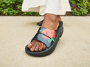 OOFOS Women's Ooahh Limited Slide