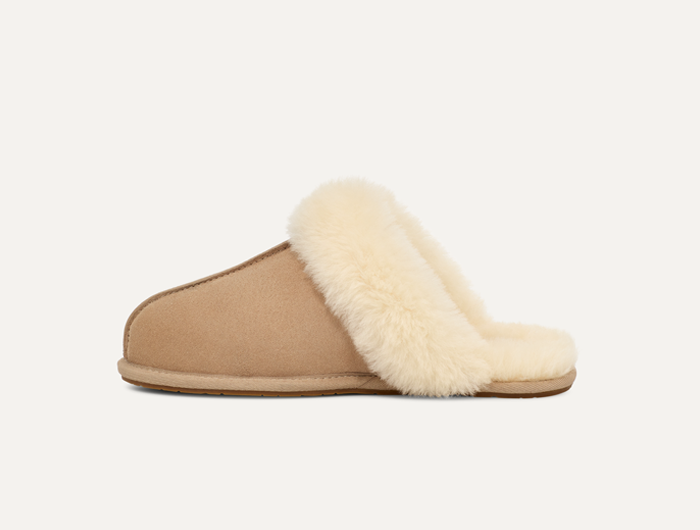 UGG Women's Scuffette II Slipper