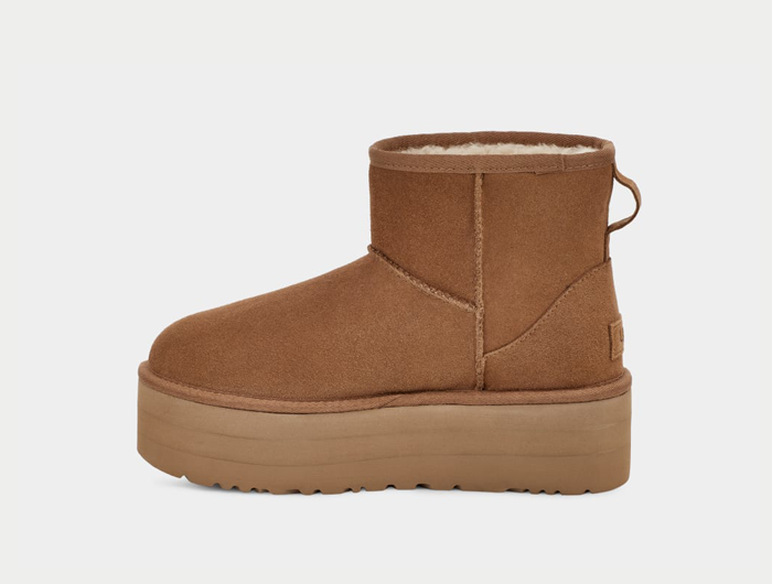 UGG CLASSIC MINI PLATFORM 新品未使用 UGG Women's Classic Mini Platform Boot - FINAL SALE