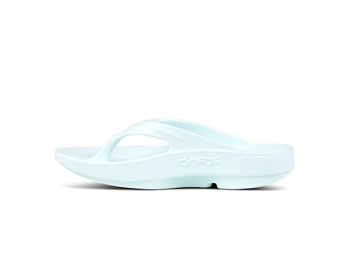 OOFOS Women's OOlala Flip Flop