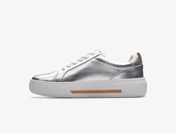 Clarks Women's Hollyhock Walk Leather Sneakers