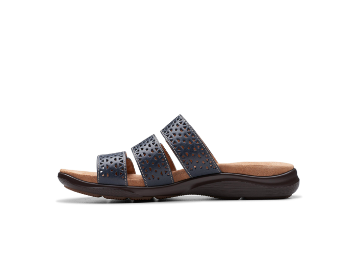 Clarks Women's Kitly Walk Leather Sandals