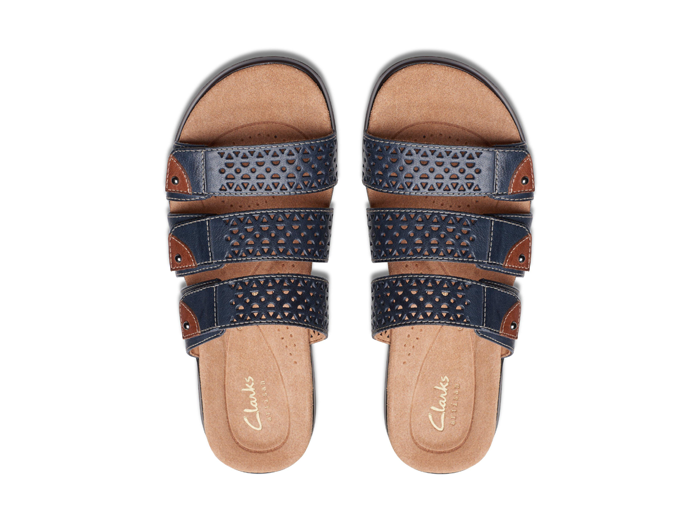 Clarks Women's Kitly Walk Leather Sandals