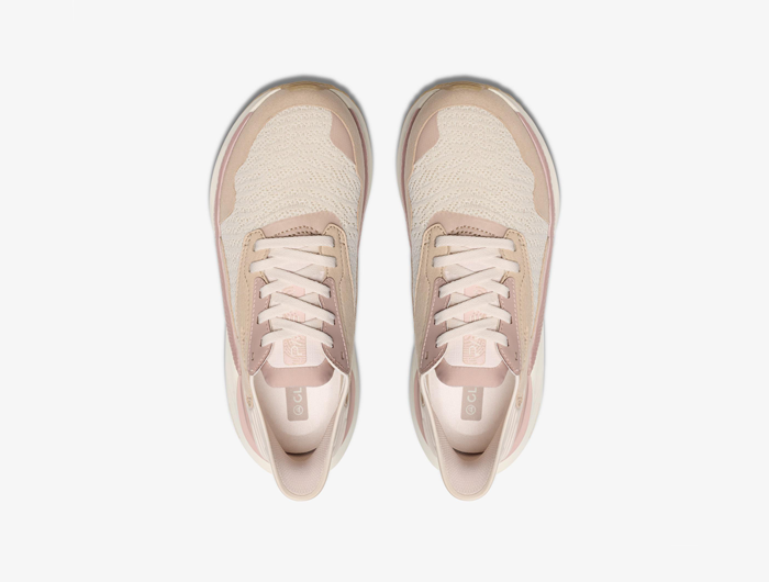 Clarks Women's Pace Sneakers