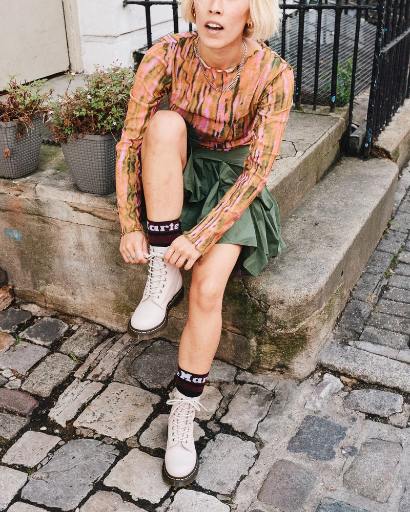 Dr. Martens Women s 1460 Pascal Virginia Leather Boots