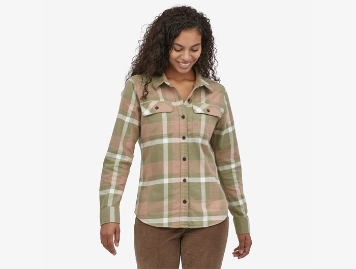 Patagonia Women's Long Sleeved Organic Cotton Midweight Fjord Flannel Shirt