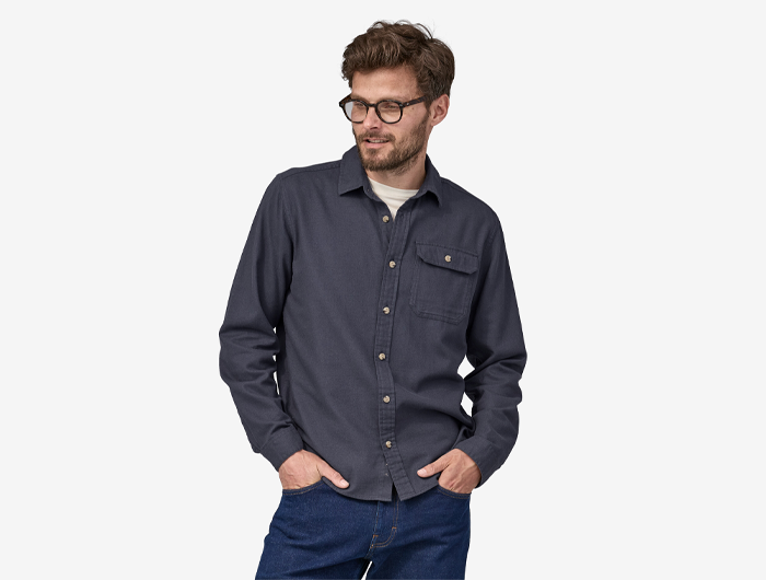Patagonia Men's Long-Sleeved Cotton in Conversion Lightweight Fjord Flannel Shirt