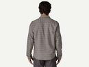 Patagonia Men's Long-Sleeved Cotton in Conversion Lightweight Fjord Flannel Shirt
