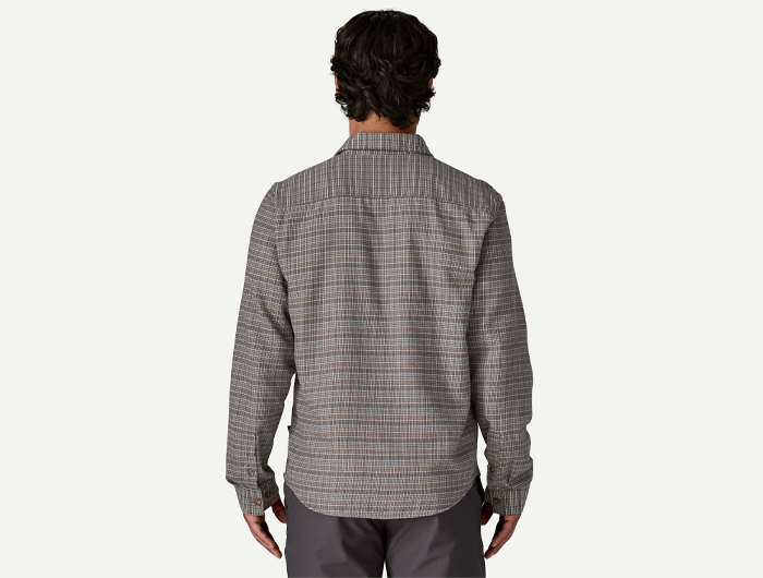 Patagonia Men's Long-Sleeved Cotton in Conversion Lightweight Fjord Flannel Shirt