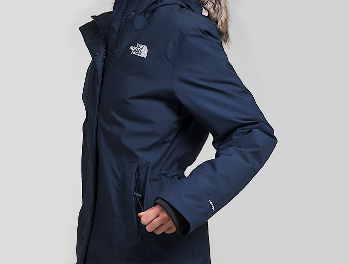 【Americana/アメリカーナ】Logo Parka ナチュラル LAURENTIAN | WOMEN'S VEGAN DOWN (RECYCLED) LONG PARKA, TAUPE