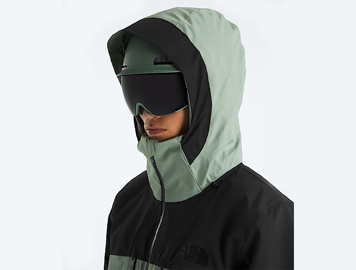 The North Face Men’s Chakal Jacket