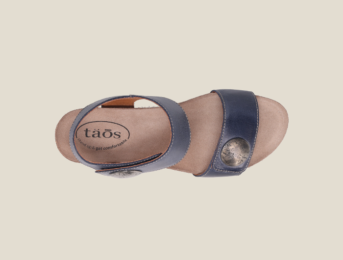 Taos Women's Carousel 3 Heeled Sandal