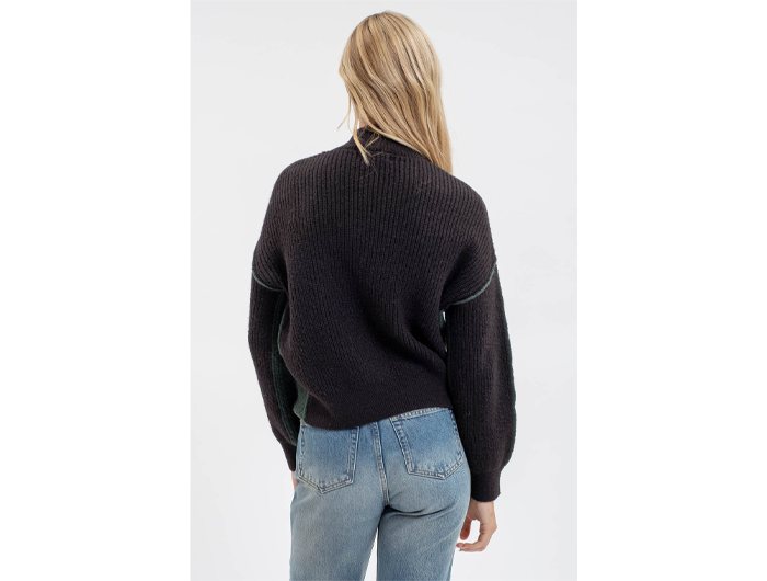 Blu Pepper Women's Colorblock Mock Neck Exposed Seam Sweater