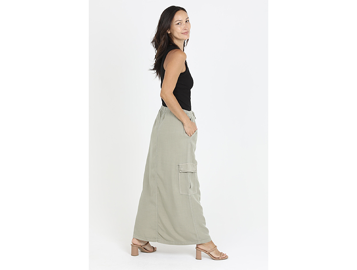 Nostalgia Women's Cargo Pocket Maxi Skirt