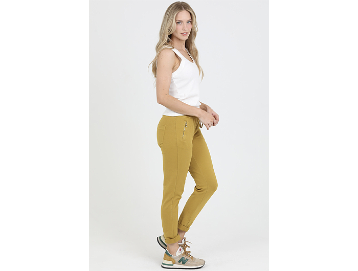 Nostalgia Women's Elastic Waist Knit Jogger