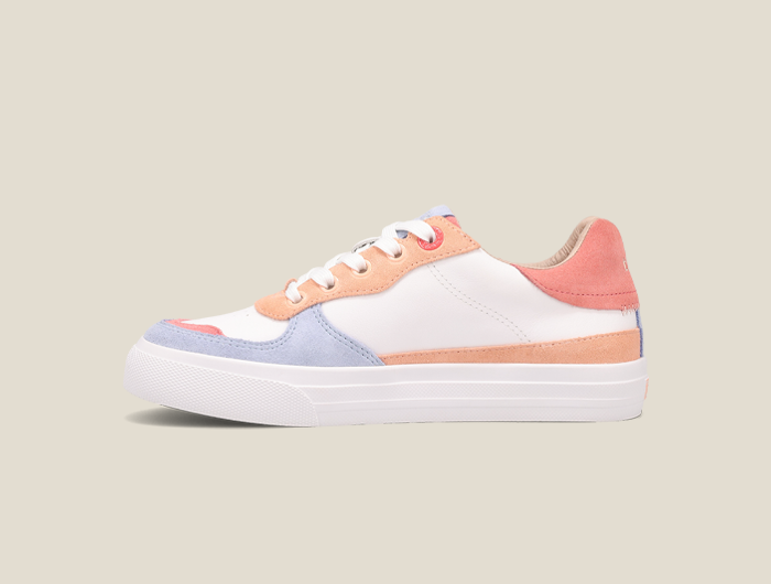 Taos Women's Pop Soul Leather Sneaker