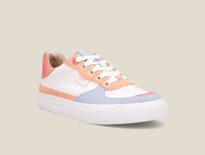Taos Women's Pop Soul Leather Sneaker
