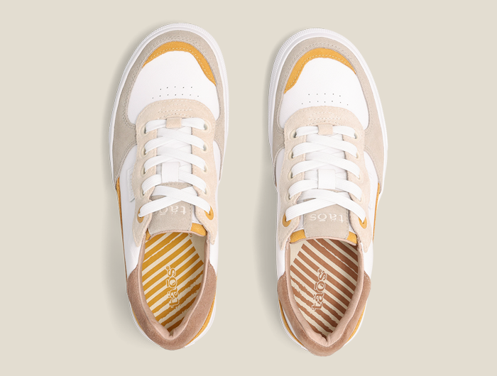 Taos Women's Pop Soul Leather Sneaker