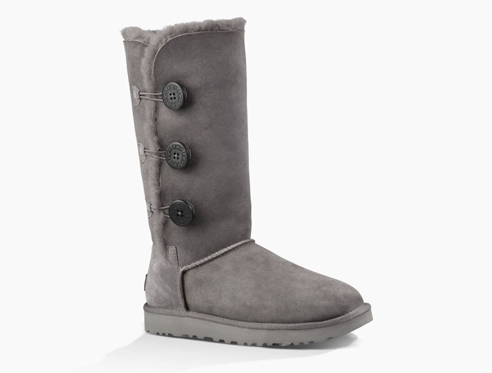 Ugg bailey discount button triplet chocolate