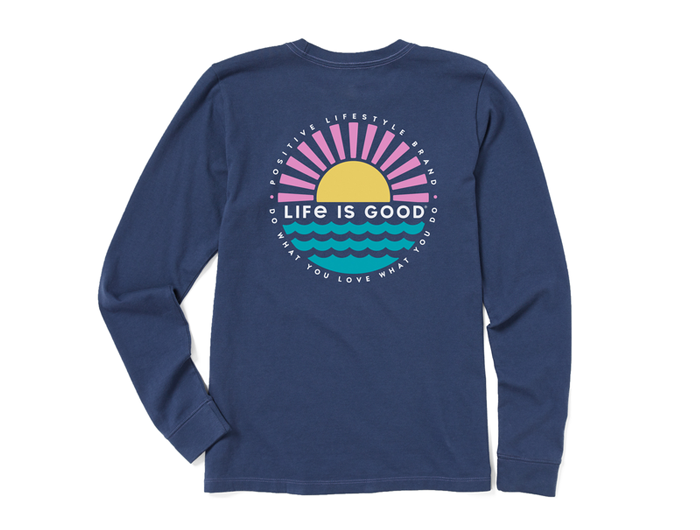 Life is Good Women's Long Sleeve Crusher Lite - Sunset on the Water